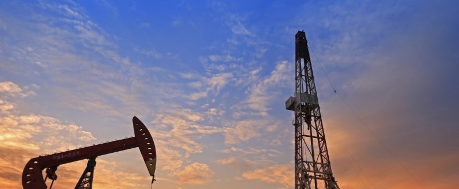 well-drilling-rig-stock-shale.jpg