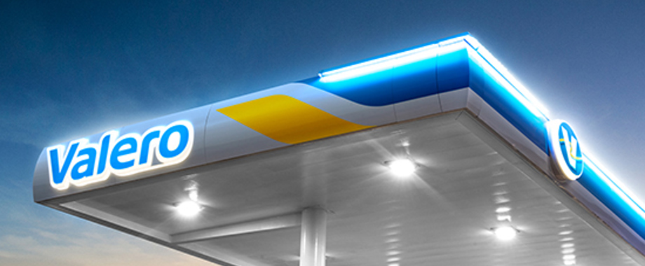 valero-station-stock.jpg