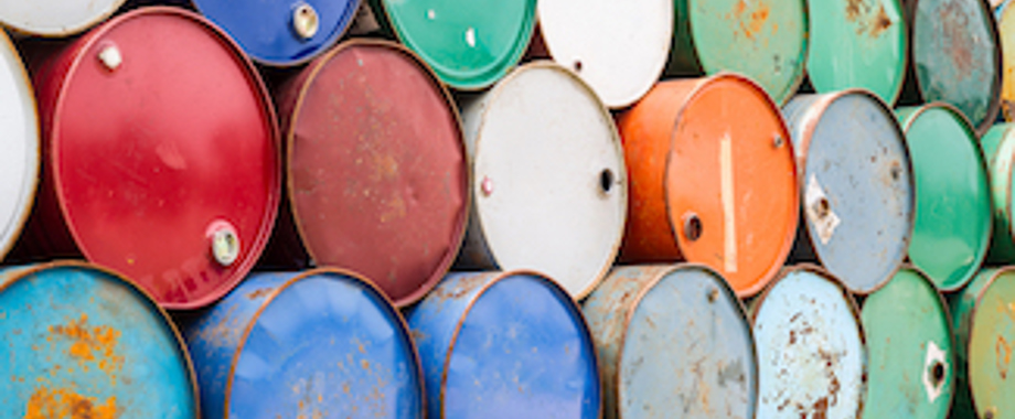 Stock-Oil-Barrels 2 325x180.jpg