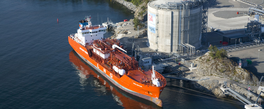 LNG-terminal.jpg