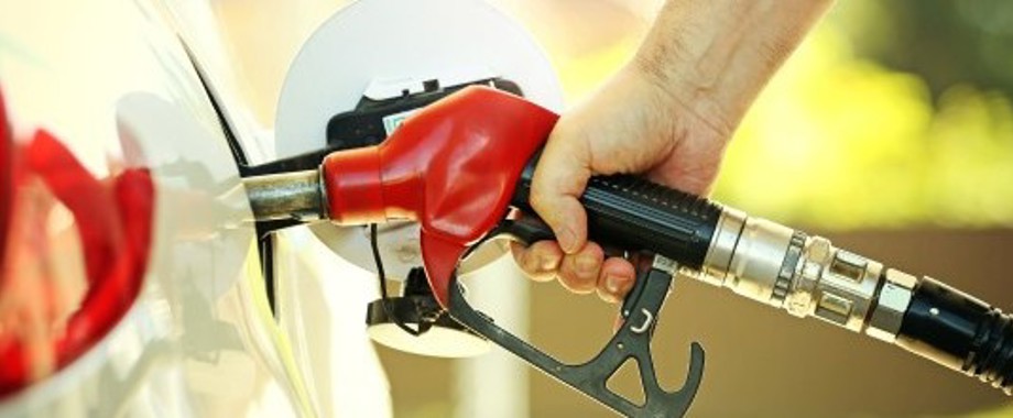 newsletter gas fuel pump stock.jpg