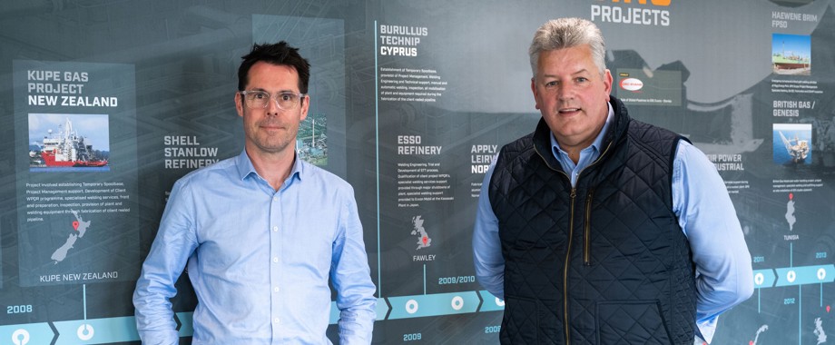 Frederic Castrec (CEO, Pipeline Technique) and Gavin MacDonald (Managing Director, Global Project Services).jpg